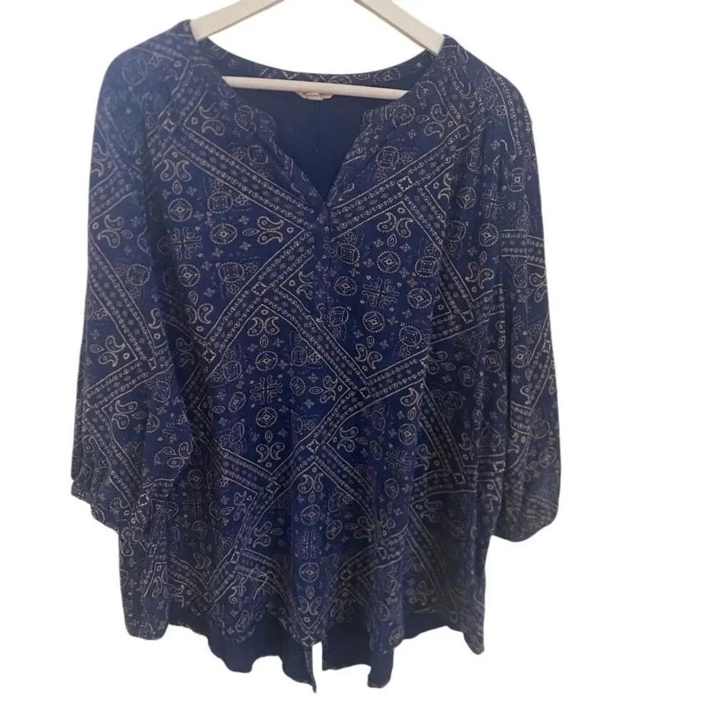 Lucky Brand size 3XL boho long sleeve v neck blue